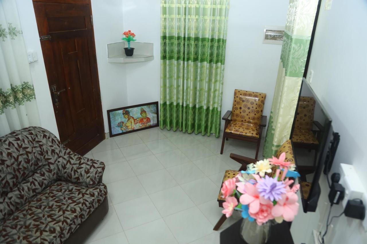 Forest View Home Stay アヌラーダプラ エクステリア 写真